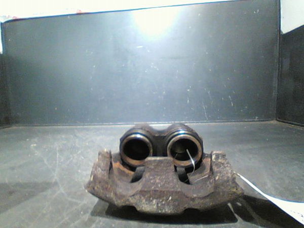 Etrier de frein avant gauche Renault TRAFIC Camion plate-forme-Châssis (P6) 2.0 4x4 (1985-1989)