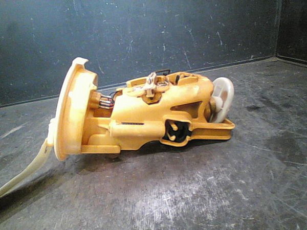 Pompe à carburant immergée Bmw 3 (E46) 330 d (1999-2005) 4 portes