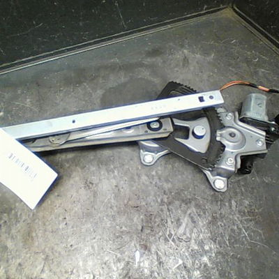 Mecanisme  moteur lève-glace avant droit Hyundai I20 I (PB, PBT) 1.4 crdi (2008-2015)