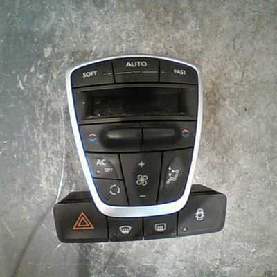 Commande de chauffage Renault LAGUNA III (BT0-1) 2.0 dci gt (bt11, bt1e, bt1n) (2008-2015)