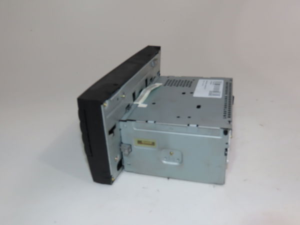 Autoradio Mercedes-benz CLASSE E (W211) E 270 cdi (211.016) (2002-2008)