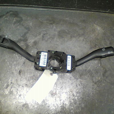 Bloc commodos Volkswagen PASSAT B5.5 Variant (3B6) 1.9 tdi 4motion (2000-2005)