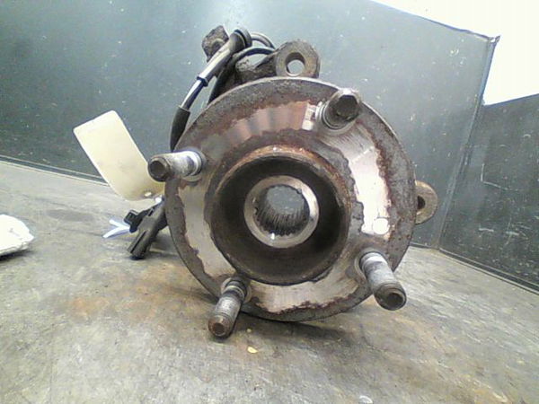 Moyeu avd Ford FIESTA VI (CB1, CCN) 1.4 tdci (2010-2012) 3 portes