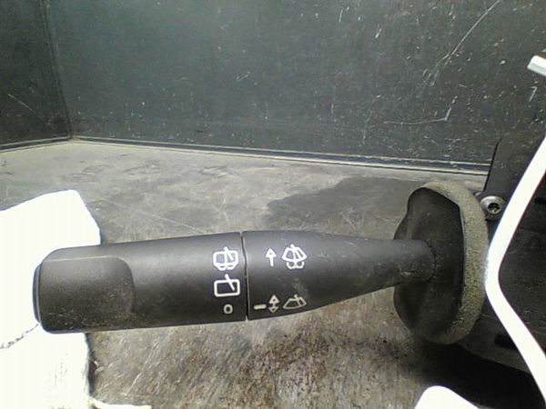 Bloc commodos Peugeot 206 3-5 portes (2A-C) 1.4 i (1998-2012) 3 portes