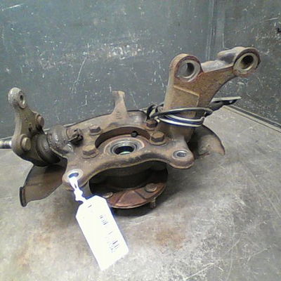 Moyeu avg Toyota AURIS (_E15_) 2.0 d-4d (ade150_) (2006-2012)
