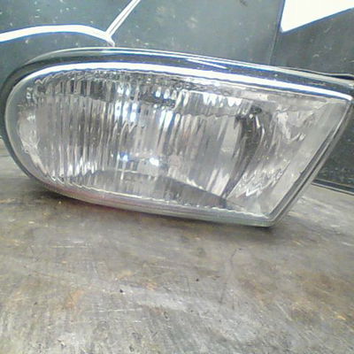 Phare antibrouillard avant droit Renault MEGANE Scenic (JA0-1_) 1.6 e (ja0f) (1996-1999)