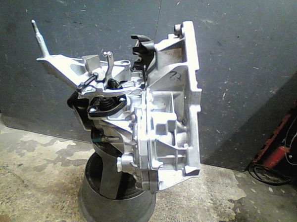 Boîte à vitesse mecanique Renault TWINGO III (BCM_, BCA_) 1.0 sce 70 (2014) 5 portes