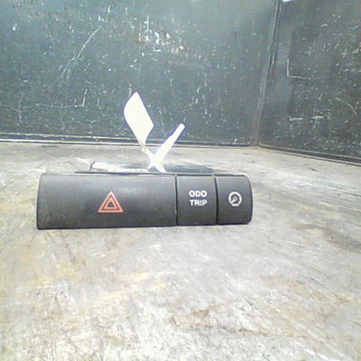 Bouton de warning Toyota PRIUS Liftback (_W2_) 1.5 hybrid (nhw20_) (2003-2009)