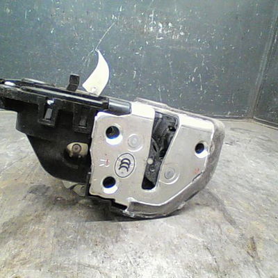Serrure porte ard Toyota PRIUS Liftback (_W2_) 1.5 hybrid (nhw20_) (2003-2009)
