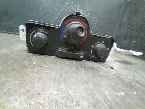 Commande de chauffage Renault KANGOO Express (FW0-1_) 1.5 dci 70 (fw0a, kw0v) (2008) 4 portes