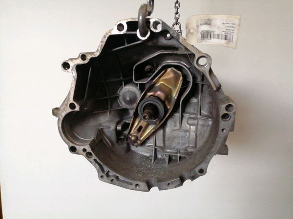 Boîte à vitesse mecanique Audi 80 B4 A trois volumes (8C2) 2.3 e (1991-1994)
