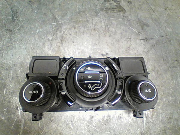 Commande de chauffage Citroën C3 PICASSO (SH_) 1.6 vti 120 (2009)