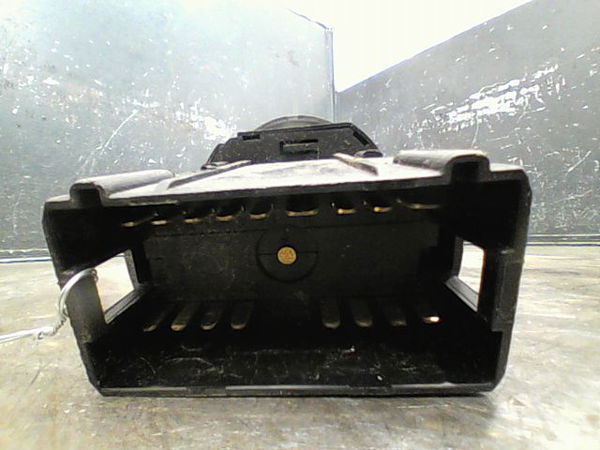 Commande eclairage Audi A4 B6 Avant (8E5) 2.5 tdi quattro (2001-2004)