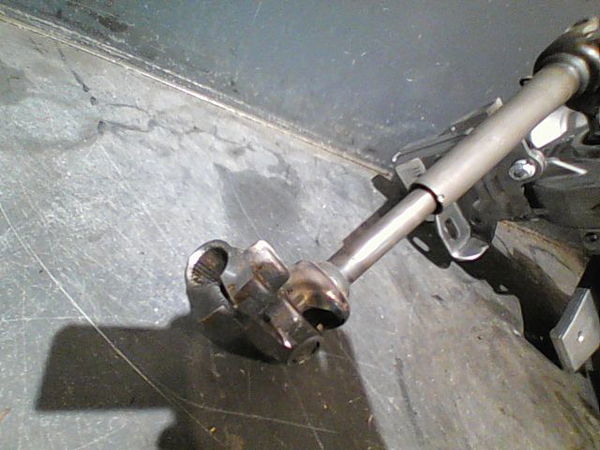 Colonne de direction assistee Renault CLIO IV (BH_) 1.5 dci 90 (2012) 5 portes