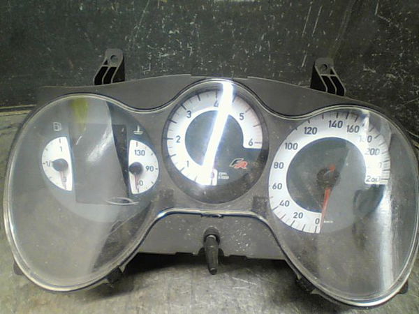 Compteur Seat LEON (1P1) 2.0 tdi (2005-2010)