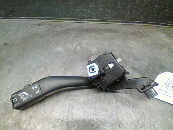 Commande clignotant Seat LEON (1P1) 2.0 tdi (2005-2010)