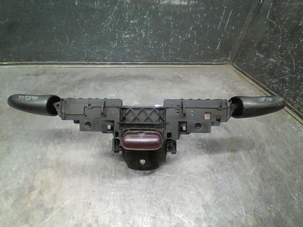 Commande clignotant Seat ALHAMBRA (7V8, 7V9) 1.9 tdi (1996-2010)