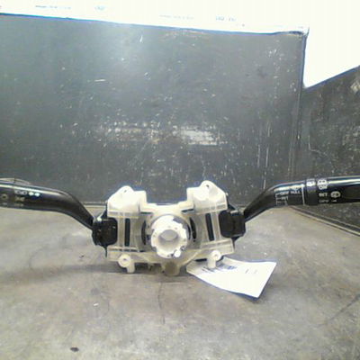 Bloc commodos Mazda MPV II (LW) 2.0 di (2002-2006)