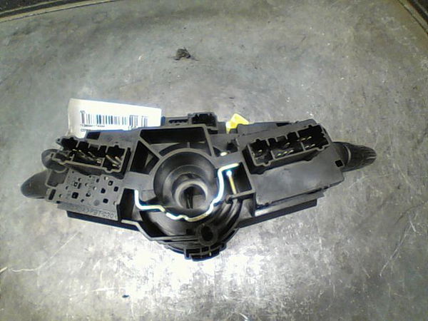 Commande essuie glace Honda CIVIC VII Hatchback (EU, EP, EV) 1.7 ctdi (ep4, eu9) (2002-2005)