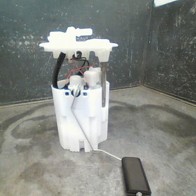 Pompe à carburant immergée Renault TWINGO III (BCM_, BCA_) 1.0 sce 70 (bcmb) (2015) 5 portes