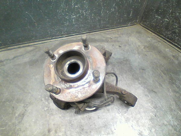 Moyeu avg Ford FIESTA VI (CB1, CCN) 1.4 tdci (2010-2012) 3 portes
