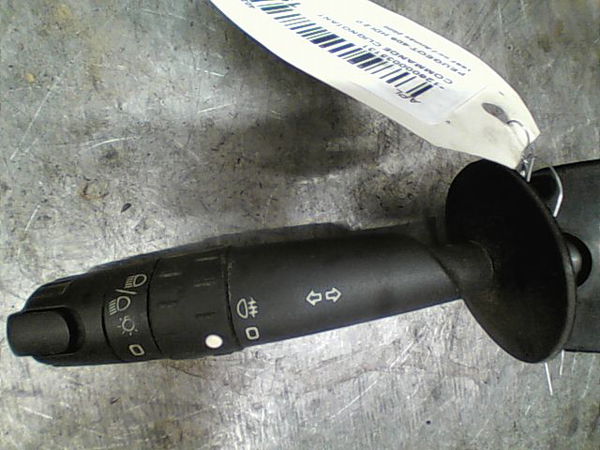 Commande clignotant Peugeot 406 Break (8E-F) 2.0 hdi 90 (1999-2004)