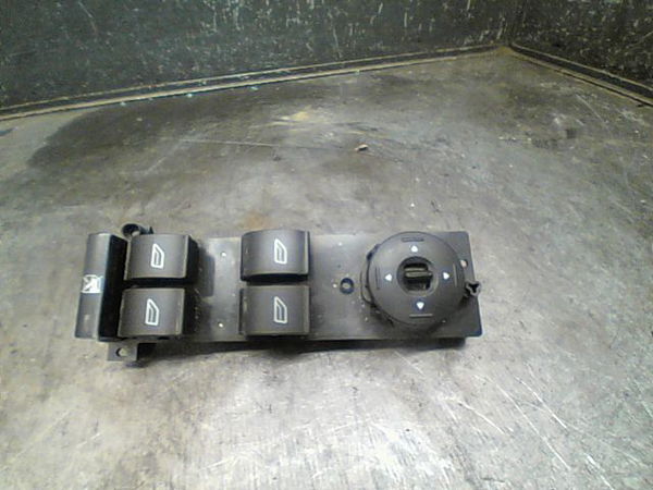 Commande lève-glace porte avant gauche Ford FOCUS C-MAX (DM2) 2.0 tdci (2003-2007)