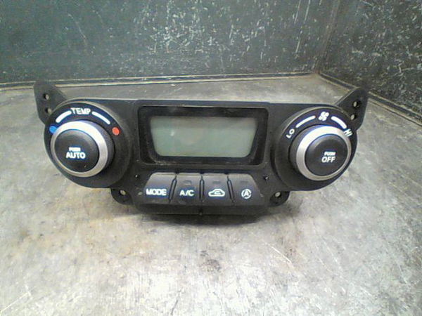 Commande de chauffage Kia CERATO I 3-5 portes (LD) 2.0 crdi (2004-2006)