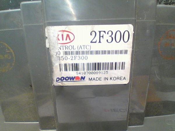 Commande de chauffage Kia CERATO I 3-5 portes (LD) 2.0 crdi (2004-2006)