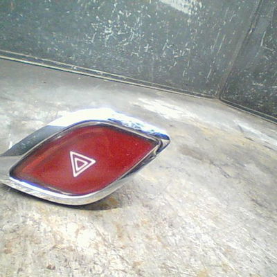 Bouton de warning Ds DS 3 (SA_) 1.6 bluehdi 120 (2015-2019)