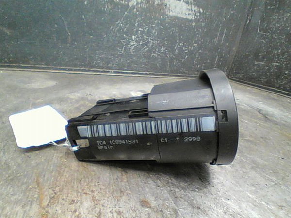 Commande eclairage Volkswagen GOLF IV (1J1) 1.4 16v (1997-2004) 5 portes