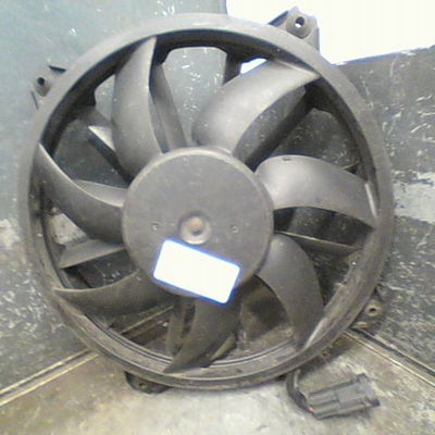 Ventilateur de refroidissement Peugeot 5008 (0U_, 0E_) 1.6 hdi (2010-2017) 5 portes