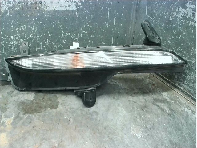 Clignotant gauche Renault MEGANE IV 3-5 portes (B9A-M-N_) 1.6 dci 130 (b9a4) (2015)
