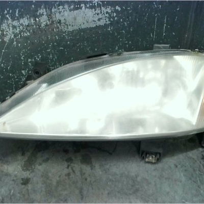 Phare gauche Renault MEGANE I (BA0-1_) 1.4 16v (ba0d, ba1h, ba0w, ba10) (1999-2003)