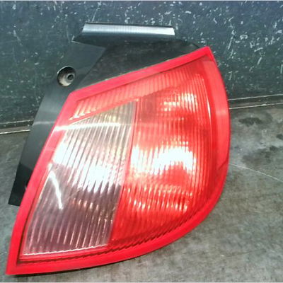 Feu arrière droit Mitsubishi COLT VI (Z3_A, Z2_A) 1.5 di-d (z39a) (2004-2012)