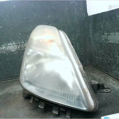 Phare droit Toyota PRIUS Liftback (_W2_) 1.5 hybrid (nhw20_) (2003-2009)