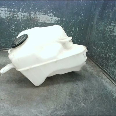 Reservoir lave-glace avant Toyota PRIUS Liftback (_W2_) 1.5 hybrid (nhw20_) (2003-2009)