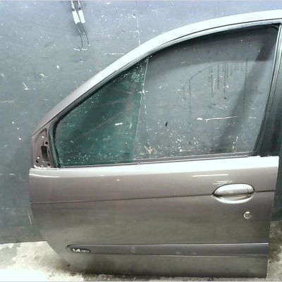 Porte avant gauche Renault SCÉNIC I Monospace (JA0-1_, FA0_) 1.4 16v (ja0d, ja1h, ja0w, ja10) (1999-2003)