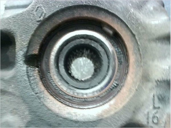 Moyeu avg RENAULT CLIO IV