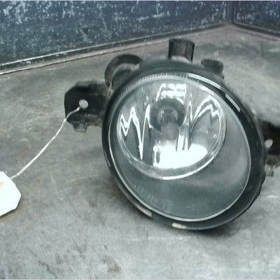 Phare antibrouillard avant gauche Nissan PRIMERA Hatchback (P12) 2.0 (2002-2008)
