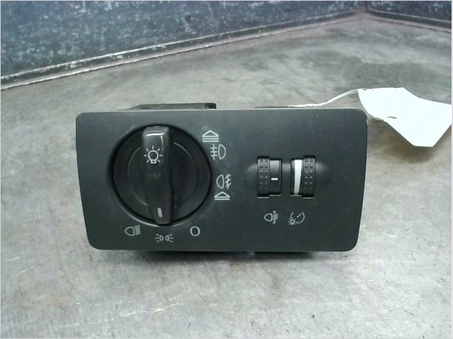 Commande eclairage Skoda FABIA I (6Y2) 1.4 tdi (2005-2008)