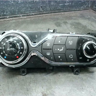 Commande de chauffage Renault CAPTUR I (J5_, H5_) 0.9 tce 90 (2013) 5 portes