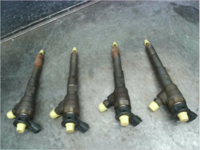 Ensemble injecteurs Renault CLIO IV (BH_) 1.5 dci 75 (2012) 5 portes