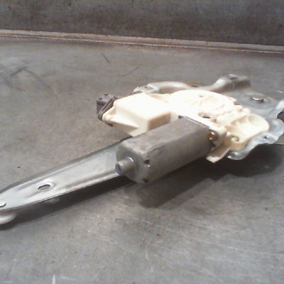 Mecanismemoteur leve-glace ard TOYOTA AVENSIS