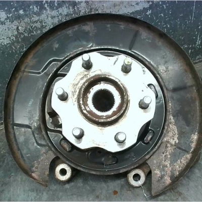 Moyeu arg Nissan PATHFINDER III (R51) 2.5 dci 4wd (2005)