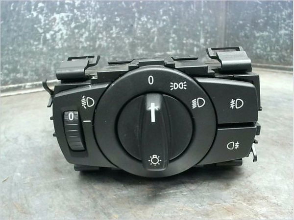 Commande eclairage Bmw 1 (E81) 116 i (2007-2011)