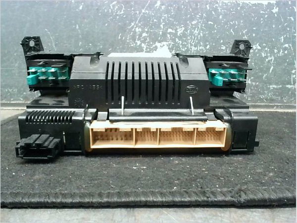 Commande de chauffage Audi A6 C5 Avant (4B5) 2.5 tdi quattro (2000-2005)