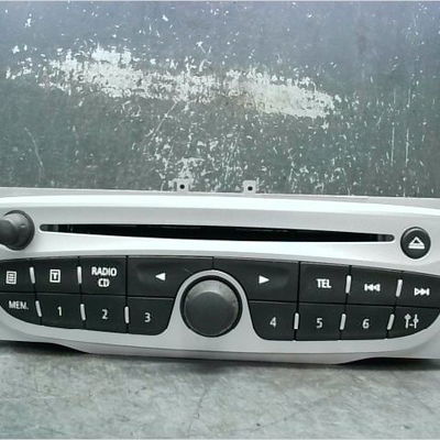 Autoradio Renault MEGANE III 3-5 portes (BZ0-1_, B3_) 1.9 dci (bz0n, bz0j) (2008)