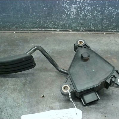 Pedale accelerateur Renault SCÉNIC II (JM0-1_) 1.9 dci (jm0g, jm12, jm1g, jm2c) (2003-2006)