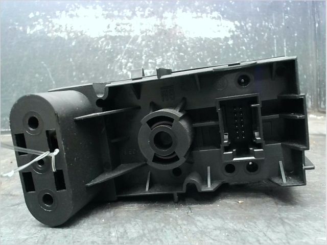 Commande eclairage Opel MERIVA A Monospace (X03) 1.7 cdti (e75) (2003-2010)